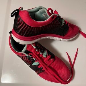 Reebok running shoes - hot pink